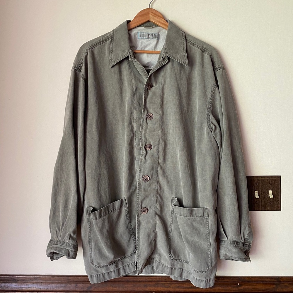 77% silk / 23% linen light jacket – size M – sage/olive